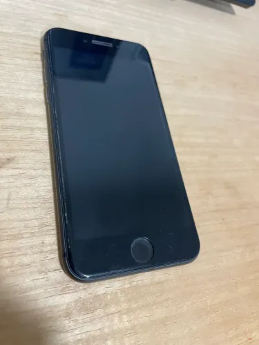 iPhone 8 64GB