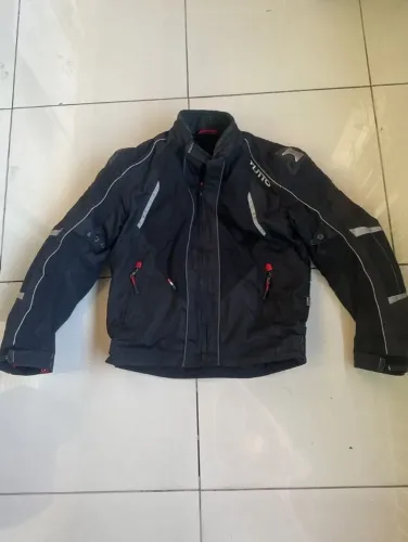 jaqueta masculina tutto moto new secca 3, tamanho m, na cor preta com detalhes em cinza