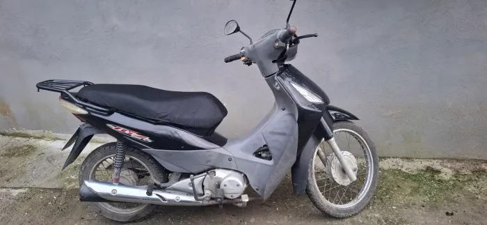 Honda Biz 125 ES 2007 - Preta<br><br>