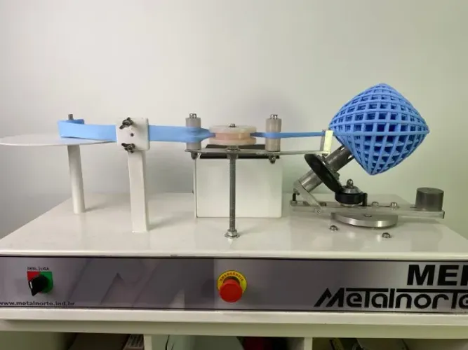 Maquina de embobinar fio de malha