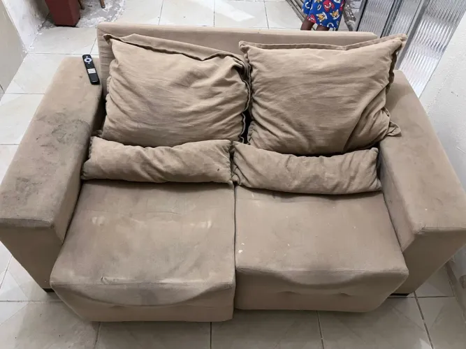 Sofá Retratil dois lugares