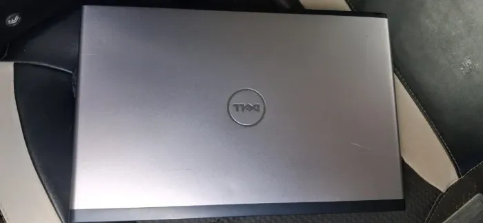 Notebook DELL Vostro 3500, i5, 8GB RAM, SSD 120GB