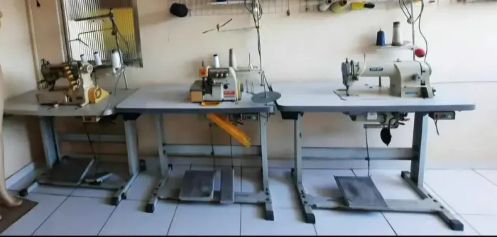 Máquinas de Costura Industrial (Reta, Overlock, Colarete) + Corte