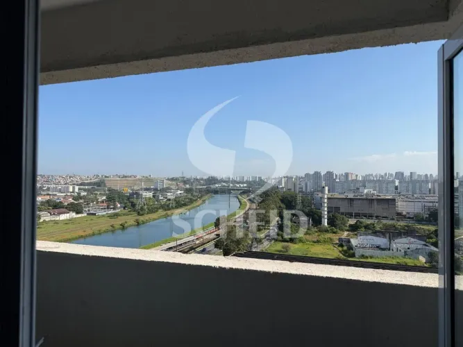 ALUGA SE SALA COMERCIAL, COM BOA LOCALIZAÇÃO