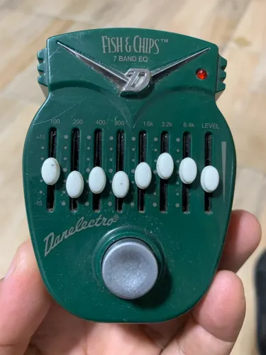Pedal equalizador danelectro fish e chips 