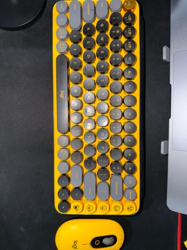 Teclado e mouse Logitech pop keys