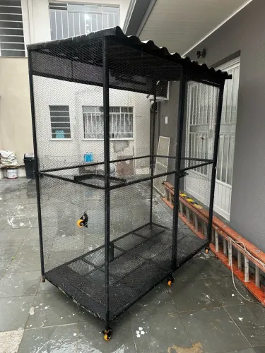 Viveiro para pássaros