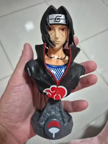 Figura colecionável Naruto/Itachi Uchiha 