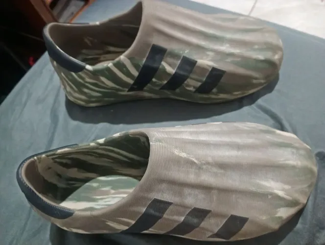 Tênis Adidas Adifom Super Star