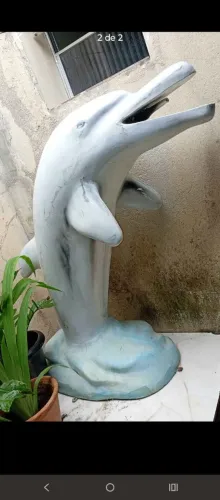 Golfinho ? cascata para piscina.