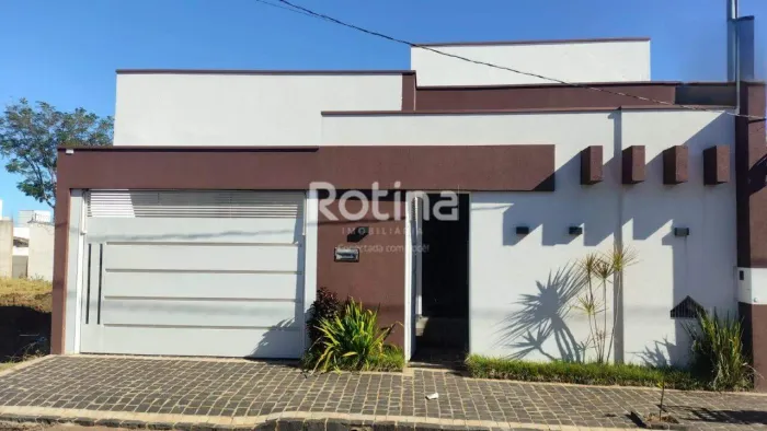 Casa para alugar, 3 quartos, Bosque dos Buritis - Uberlândia/MG - Rotina Imobiliária