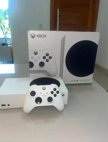 Xbox series S excelente, pronto para jogar