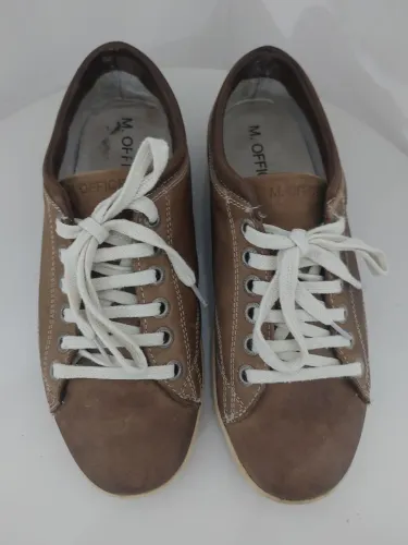 Tenis ( sapatenis) marca: M. Officer ( em couro Nobuck) Tam. 48./ Usado.
