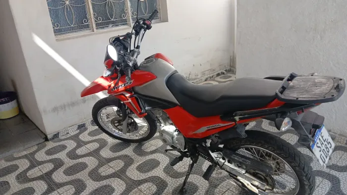Moto em perfeito estado