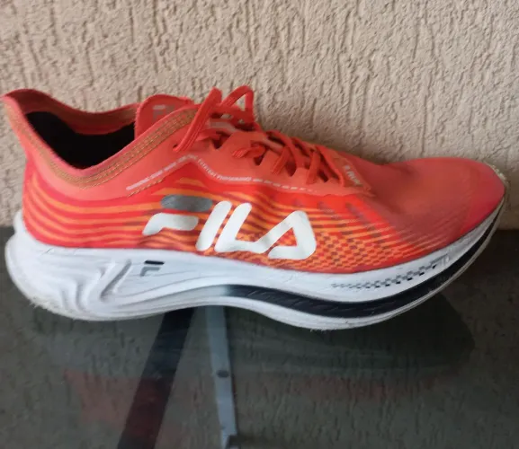 Tenis Fila Racer Carnon n.42