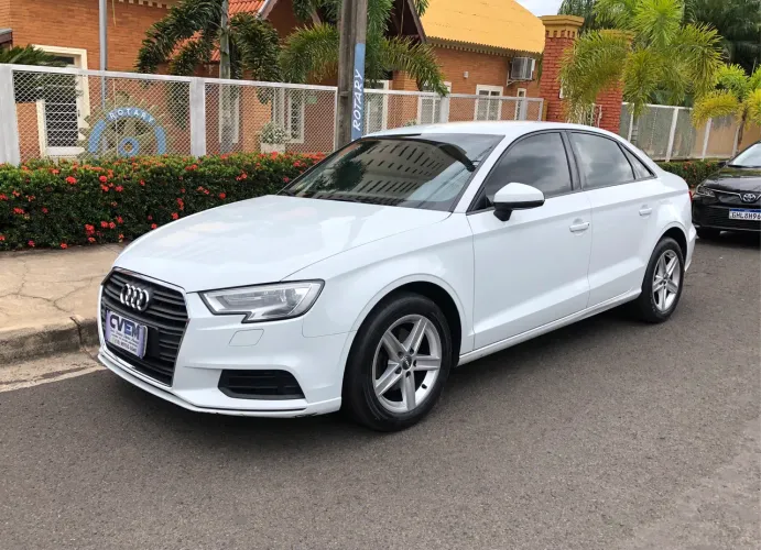 Audi A3 Sedan 1.4 TFSI Flex Tiptronic 4P 2018