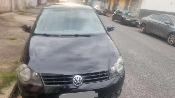 Volkswagen Polo Sedan 1.6 MI Total Flex 8V 4P 2013