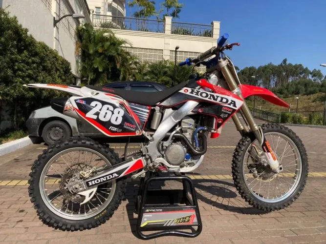 CRF 250 R 2009 impecável com 90 hs somente - Parcelo no cartão