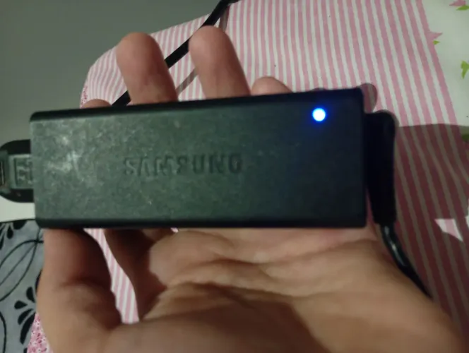 Fonte de notebook Samsung