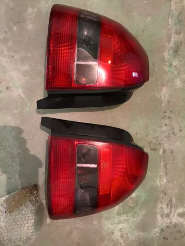 Par Lanternas Honda Civic Hatch VTI 96-00 EK - Máscara Negra JDM Style