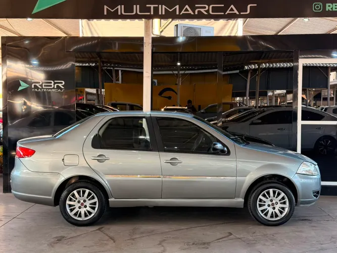 Fiat Siena EL Celeb. 1.0 MPI Fire Flex 8V 4P 2010