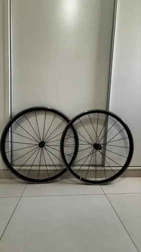 Par Rodas Mavic Cosmic UST 30MM - Alumínio
