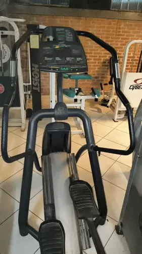 Eliptico Precor usado melhor que existe