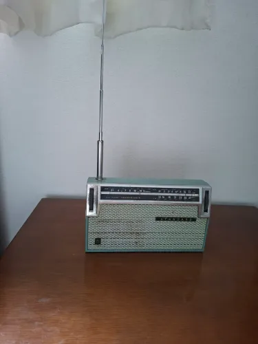 Rádio Antigo - De Família - Standard - Desapegando