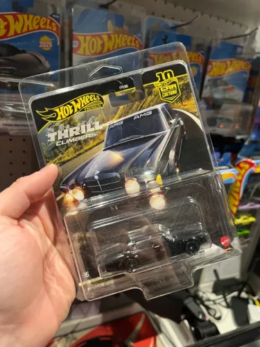 Hot Wheels Premium Thrill Climbers Mercedes-Benz 300 Sel 6.8 + Protetor de cartela.