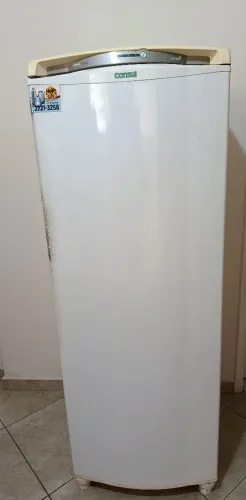 Geladeira Consul facilite frost free em uso diario