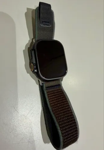 Apple Watch Ultra 3 49mm Titanium Preto - Garantia até Outubro/2026