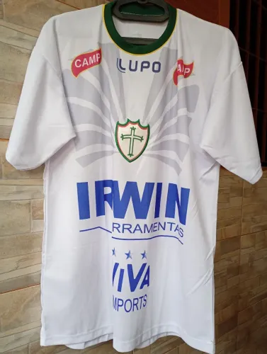 Camisa da Portuguesa na cor Branca.