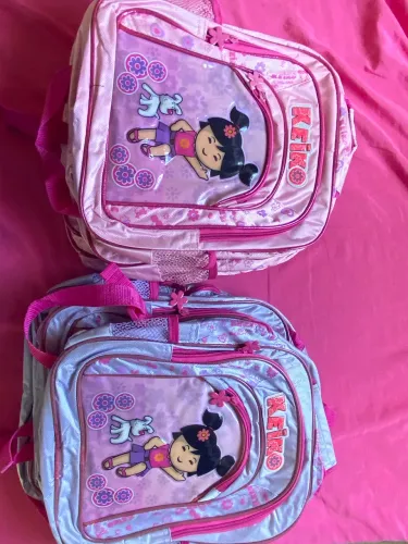 Mochilas novas
