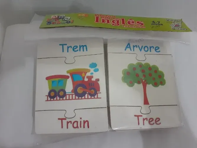 QUEBRA-CABEÇAS. PRIMEIRAS PALAVRAS INGLÊS.