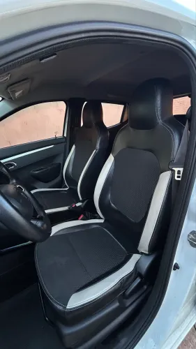 Renault Kwid Intense 1.0 Flex 12V 5P Mec. 2018