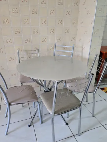 Vendo mesa Motivo Mudança