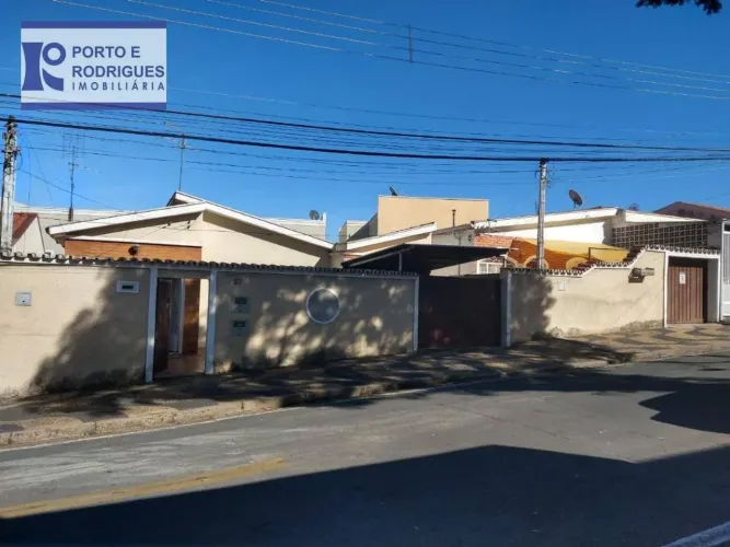 Casa com 3 dormitórios para alugar, 140 m² por R$ 1.885,00/mês - Vila Joaquim Inácio - Cam