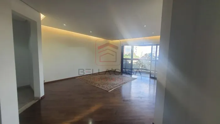 Apartamento no Tatuapé, 179m2, 04 quartos sendo 02 suítes e 04 vagas