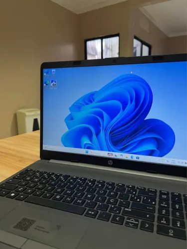 NOTEBOOK HP 250 G8 I3