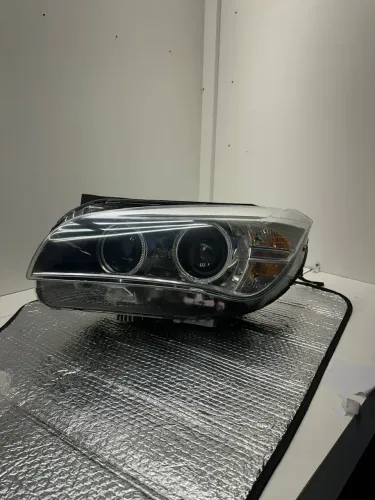 Farol BMW X1 E84 Xenon Original com Projetor