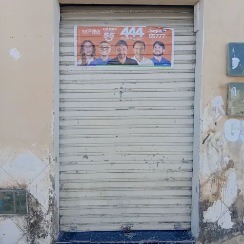 Porta retrátil para galpão 