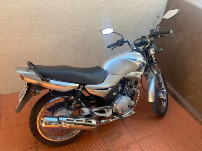 Vendo moto Yamaha 2008 125 ED