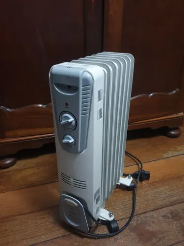 Aquecedor a Óleo Olimpia Splendid 1500W 110V - R$ 250
