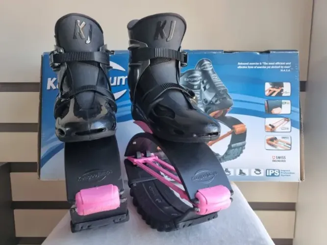 Kangoo Jumps XR3 Special Preto/Rosa