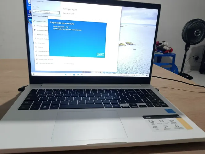 Vendo notebook Samsung Obs: Só falem se realmente tiver interesse dispensando curiosos