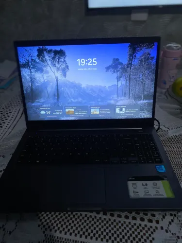NOTEBOOK SAMSUNG BOOK SSD - 256GB 4GB RAM - INTEL CORE I3 / 11GERAÇÃO.