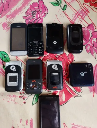 lote de sucatas diversas de celular
