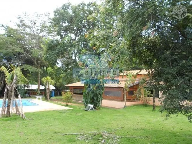 JD. COLONIAL- piscina- área de 3000 m²