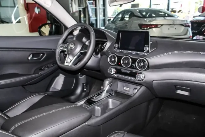 Sentra Advance Completo