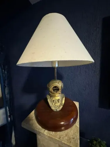 Vendo abajur relíquia 